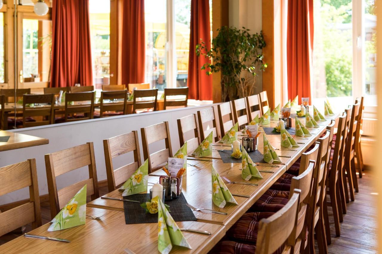 Hotel Am Brauhaus Waren  Bagian luar foto